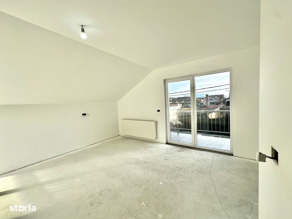 Casă individuală de vanzare  cu garaj și curte proprie – Hălchiu