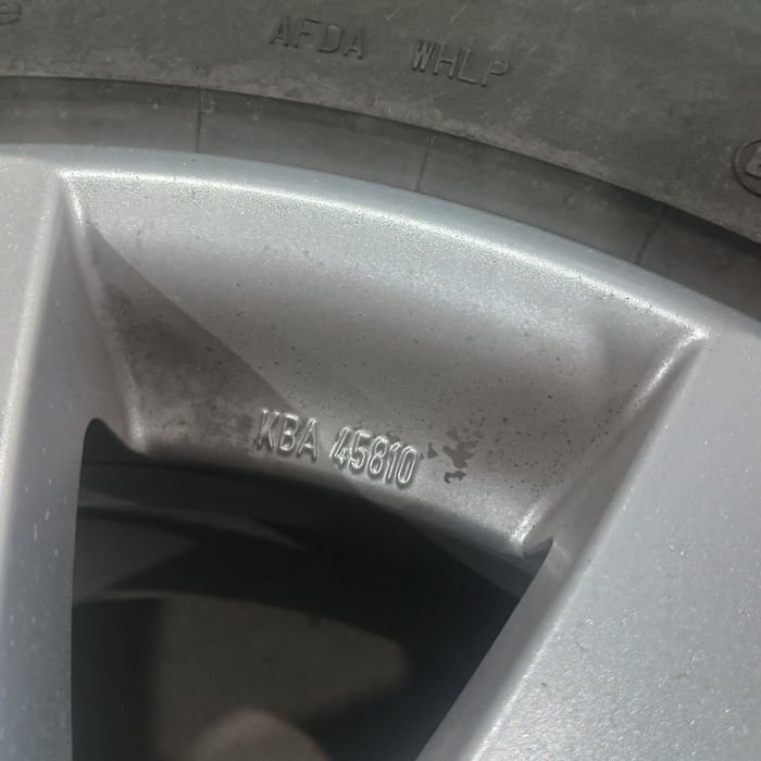 Алуминиеви джанти, зимни гуми 215/70/16 , 5*114.3