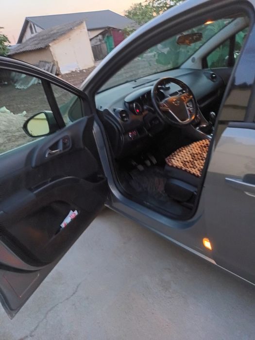 Opel meriva 1.4 benzina 140cp și GPL Cazasu • OLX.ro