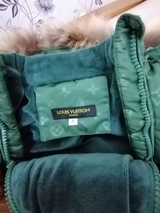 Продам детский зимний комбинзон