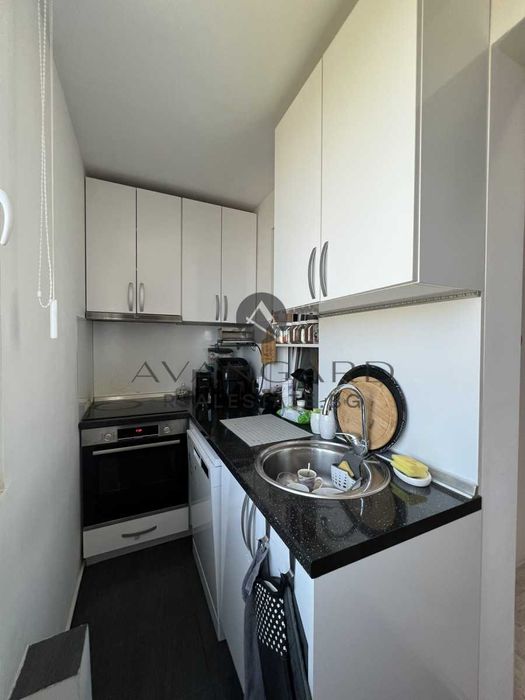 Продава се Тристаен апартамент в Пловдив, Кършияка - 49 кв.м за 2245 €/кв.м - Снимка #4