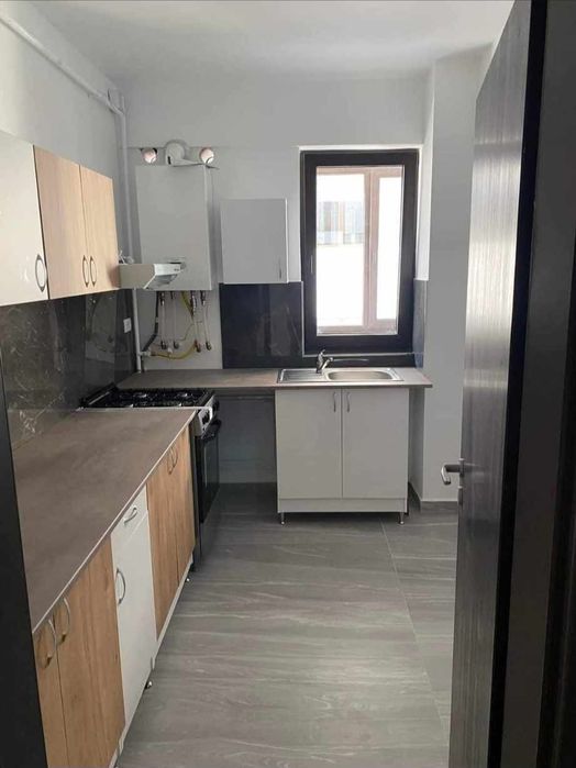Apartament cu 2 camere de închiriat