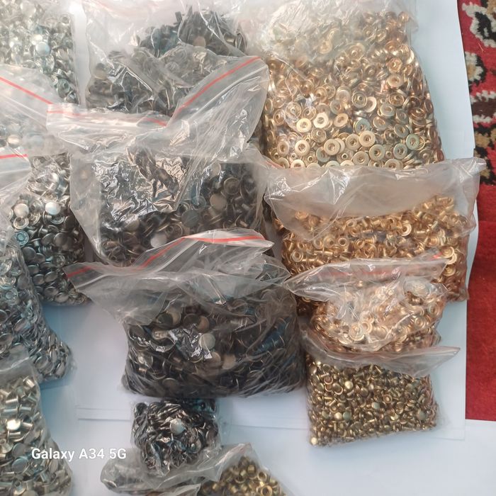 Металлическая фурнитура (люверсы,заклёпки,кнопки,кольца) — оптом новые