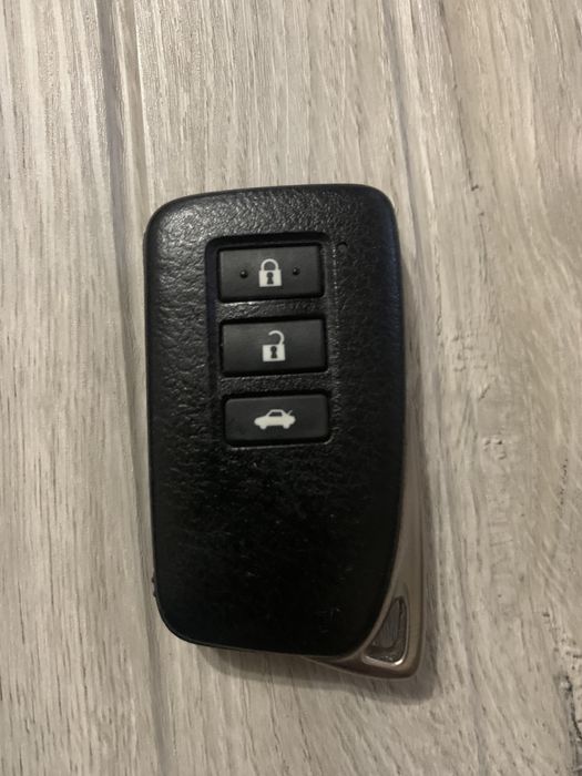 Ключ Lexus Mercedes Benz 210