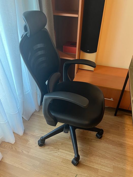 Vand masa de birou plus scaun