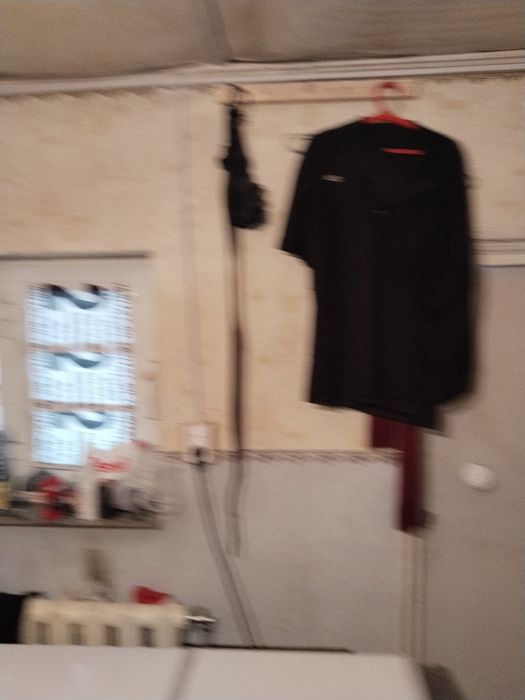 Продам 2-х комнатную на первом этаже 2/1/2. Янгихаетском районе ДЕРЕВО