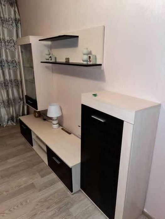 Дава се под наем Едностаен апартамент в София, Обеля 1 - 49 кв.м за 350 € - Снимка #1