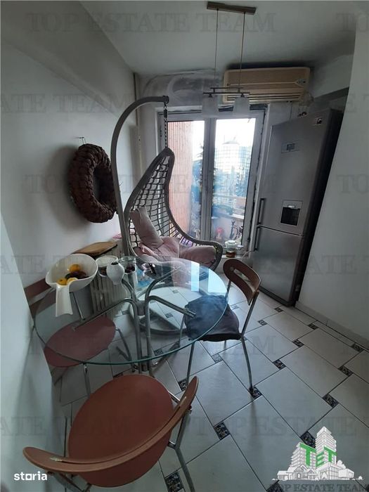 Apartament – București, Delea nouă, Centrul Civic - Vedere 3