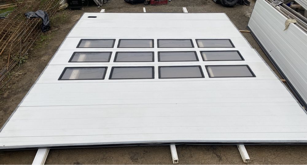 USA SECTIONALA INDUSTRIALA  Nassau poarta  garaj H 500 x L 405 Garanti