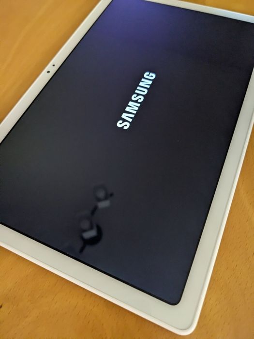 Таблет Samsung НОВ