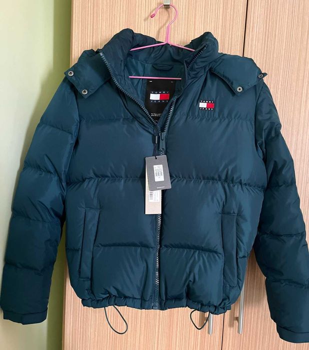 Ново оригинално зимно пухено яке Tommy Jeans Alaska размер ХС отг на С