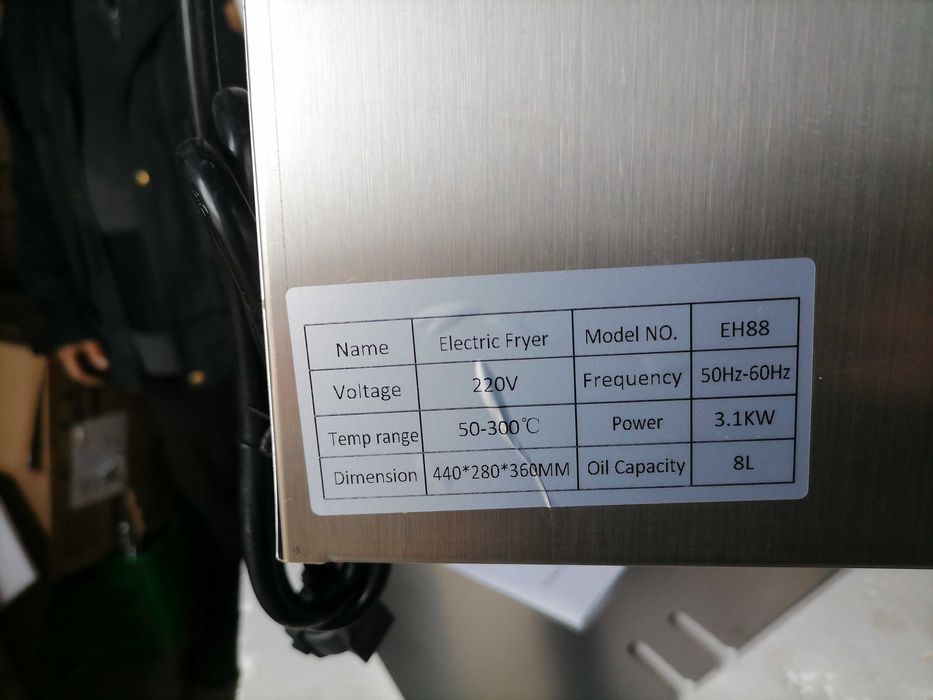 Фритюрник електрически  8л.-8+8л. Фритюрник дюнер скара котлон