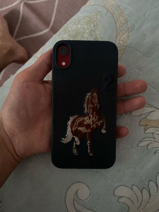 Продам айфон хр..