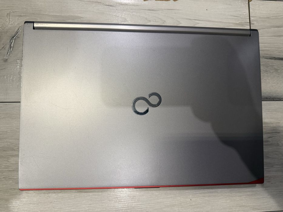 Fujitsu Celsius H760-i7 6820HQ/16гб/256гб м.2+500гб/Quadro M2000M