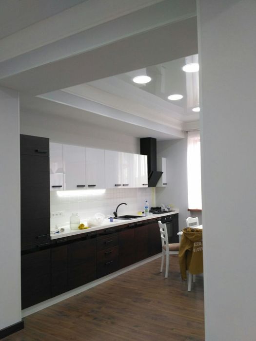 Хар хил турдаги мебелларни ишлаб чикарамиз.
Кухни мебель
Шкаф.
Спальни