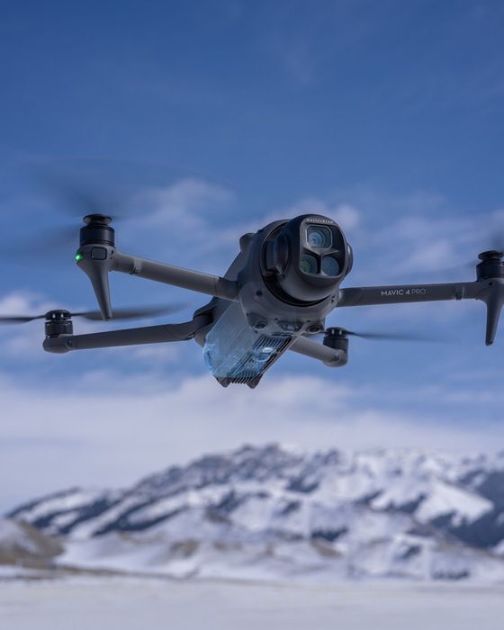 Дрон DJI Mavic 4 Pro Fly More Combo (RC2)