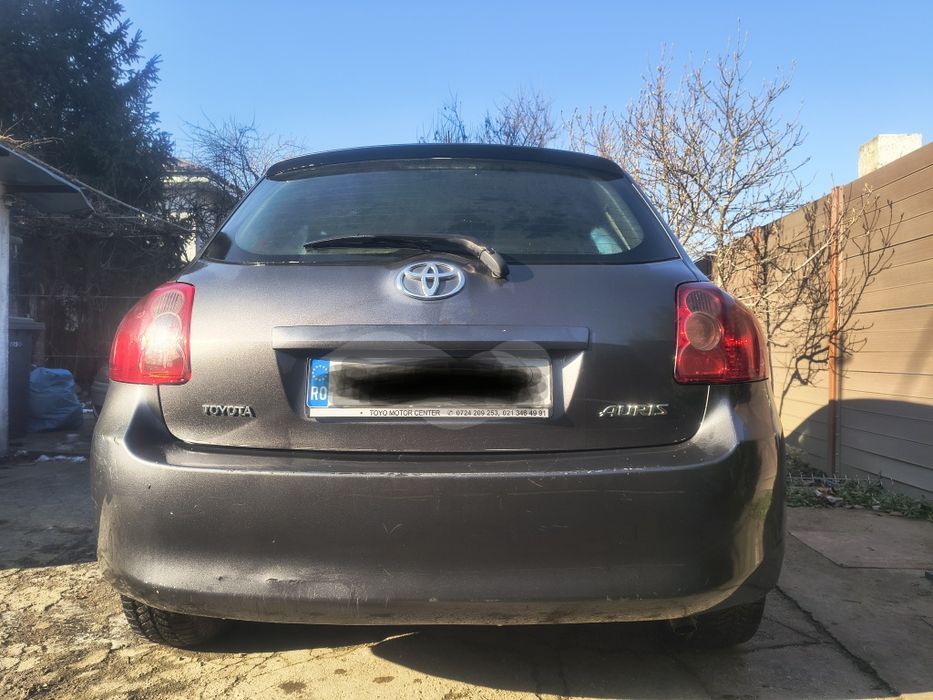 Toyota Auris vanzare