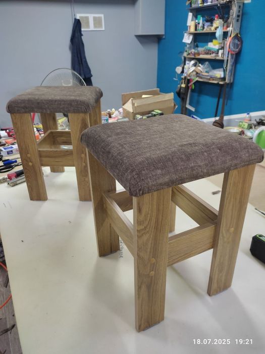 Стульчики, новые