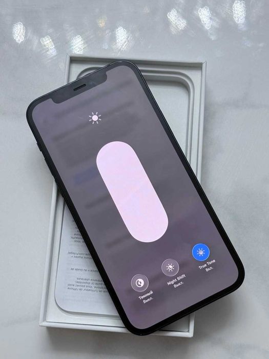 iPhone 12 64GB Black в идеальном состоянии