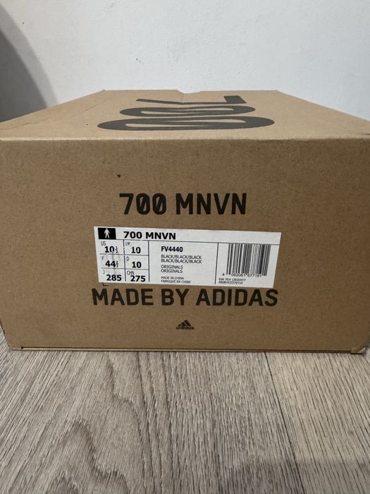 Addidas Yeezy 700 MNVN ОРИГИНАЛНИ