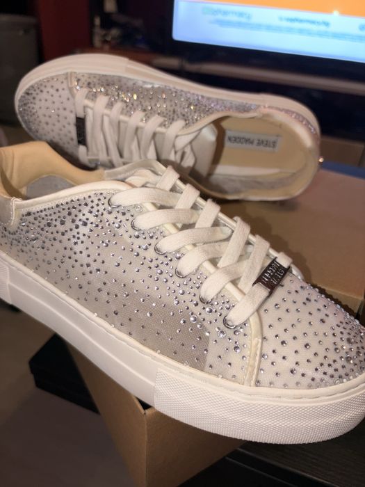 Обувки с камъни / оригинални