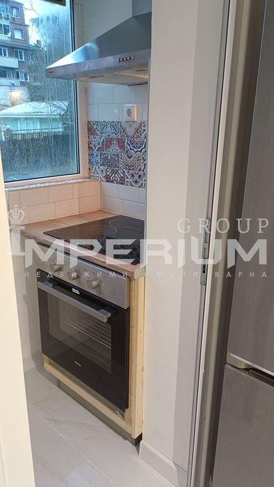 Дава се под наем Тристаен апартамент в Варна, Бриз - 111 кв.м за 797.64 € - Снимка #3