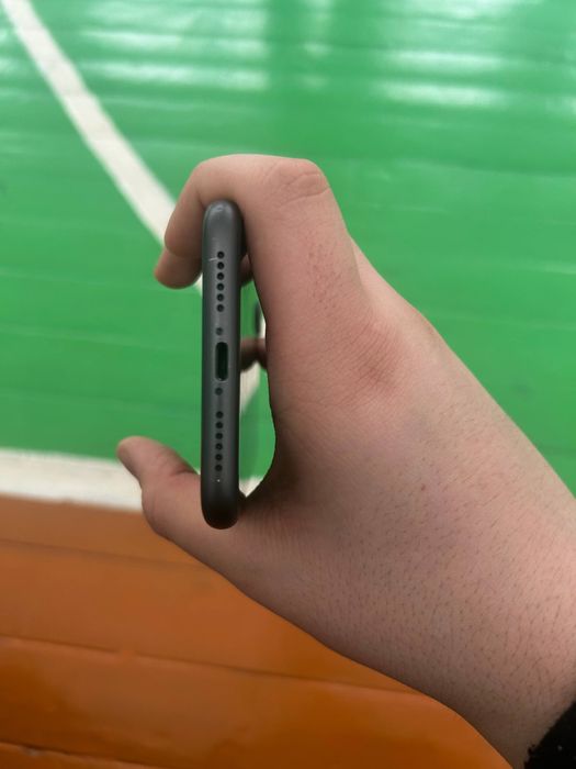 Iphone 11 с документамм