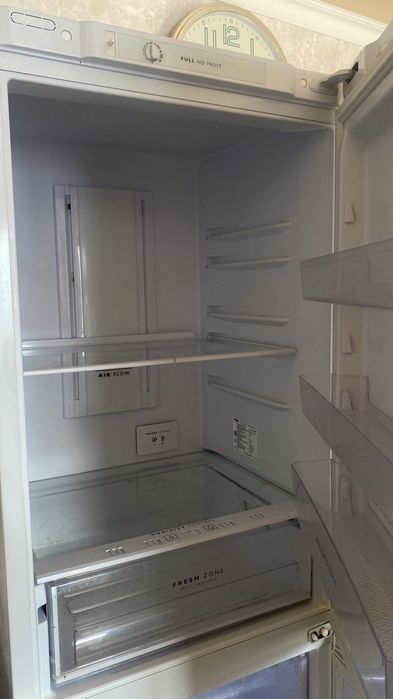 Продается холодильник Бирюса