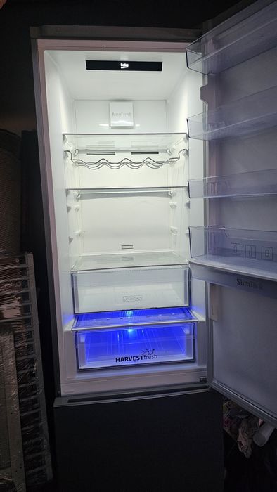 Combina beko cu dozator 1000lei