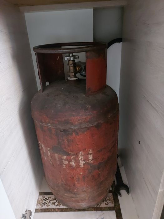 Продам газ баллон