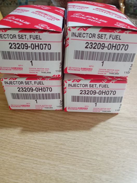 Срочно продам форсунки от Рав4