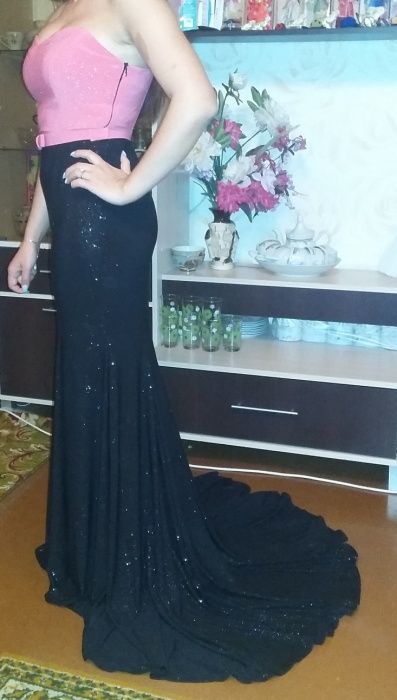Продам Вечерние платья