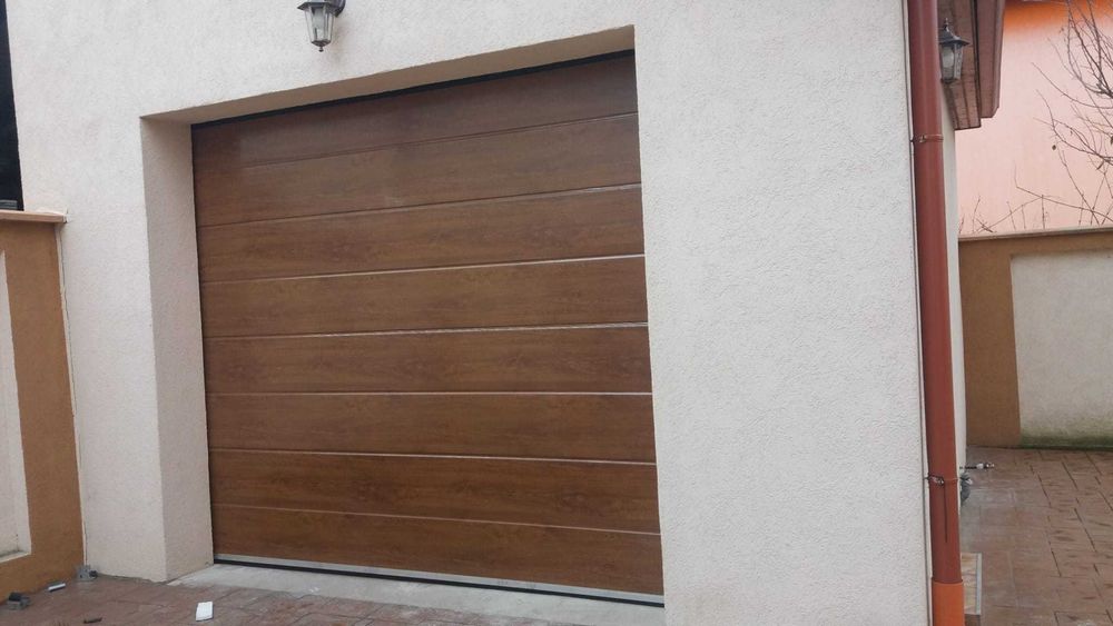 Uși de garaj Secționale