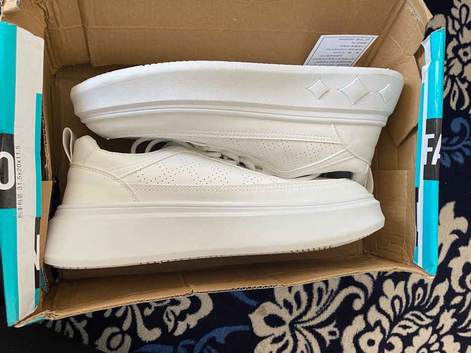 Кроссовки 38 размер