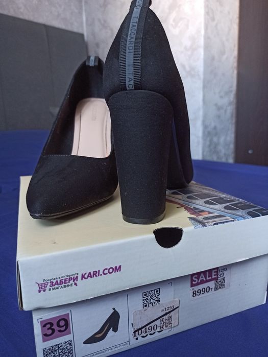 Продам туфли новые