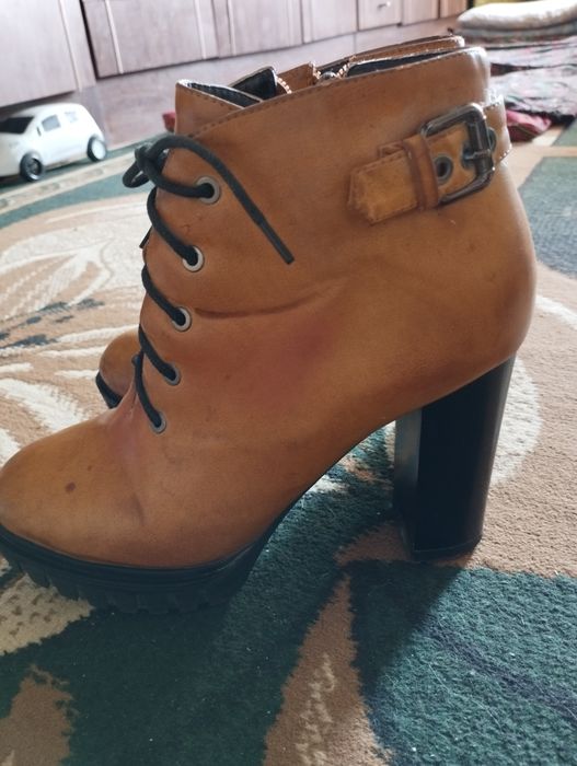 Пол сапожка в отличном состоянии