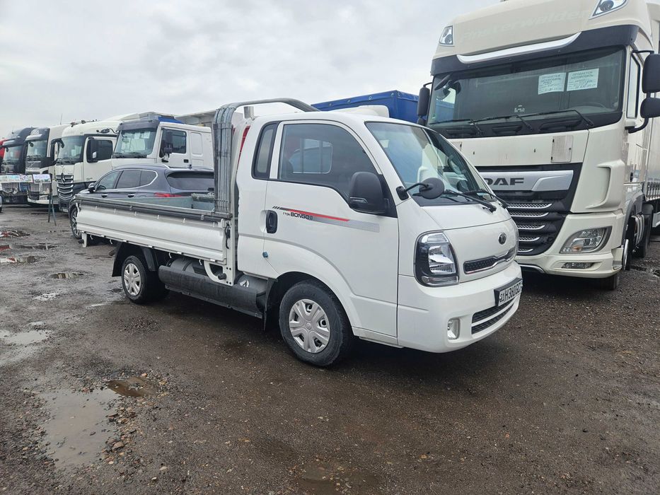 Kia BONGO III 2021/22