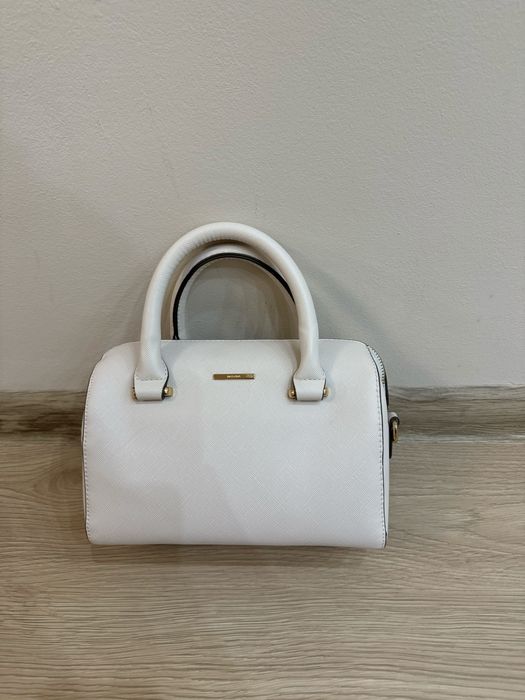 Чантичка екрю