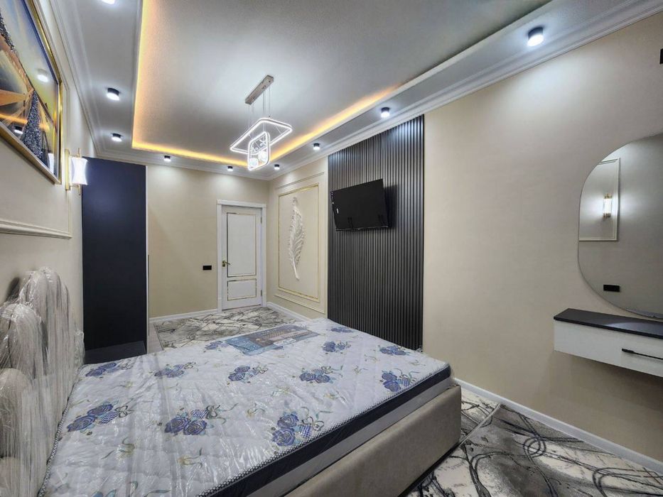 Gagarinda 3x xonali uy sotiladi! 2 ta balkon bezgluxoy! Savdosi bor.