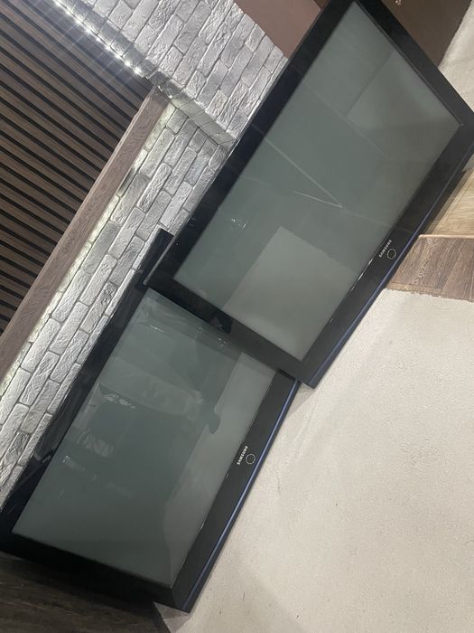 Телевизор Samsung 55 incha