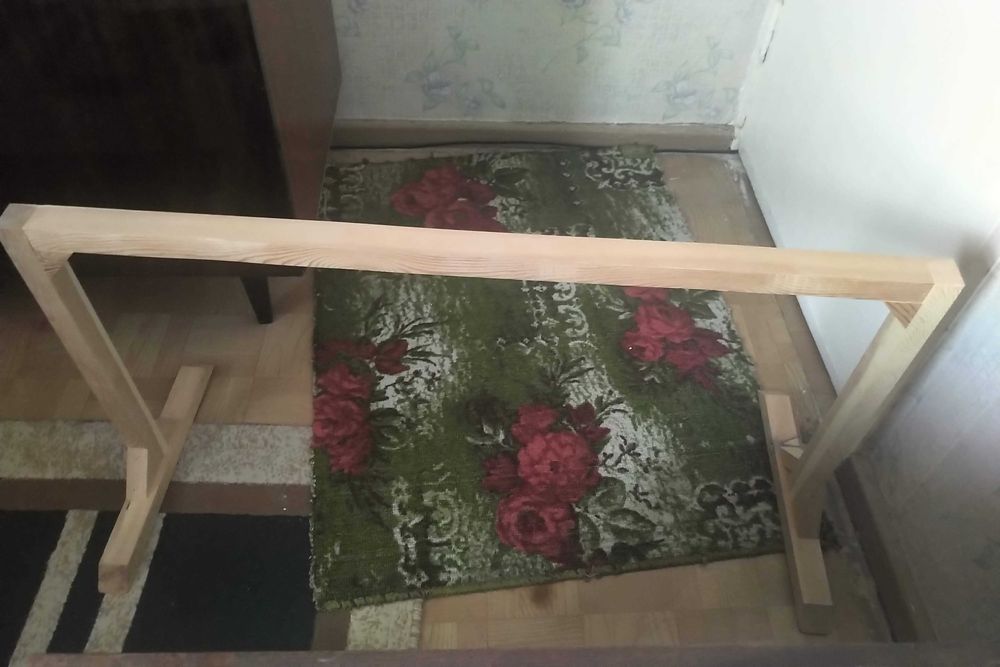 Деревянные стойки