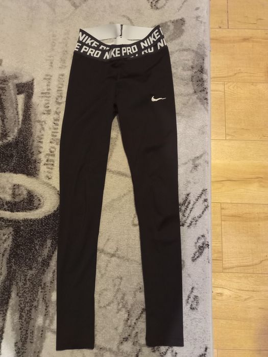 Два клина в перфектно състояние.