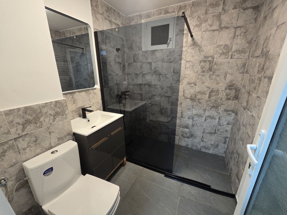 Inchiriez apartament 2 camere
