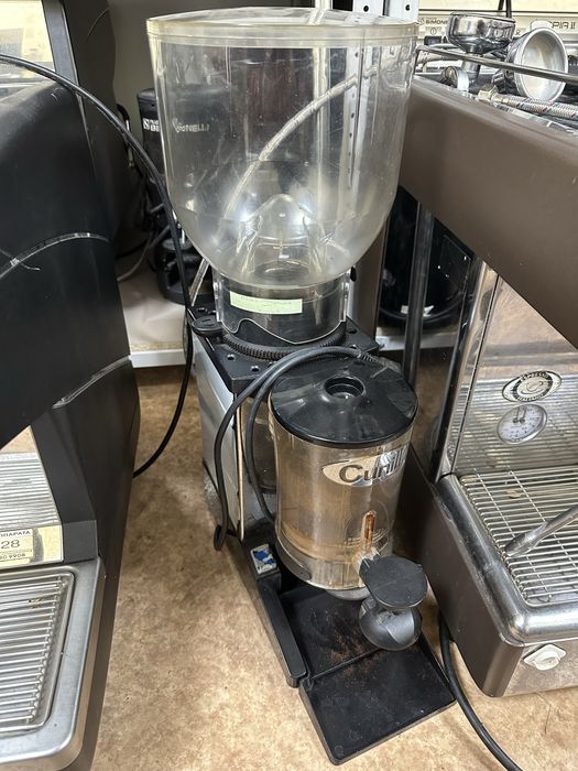 Кофемолка Cunill Silver