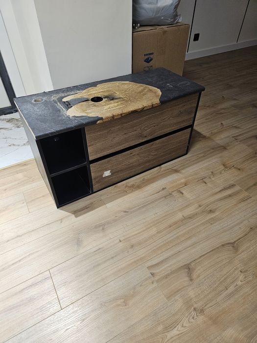 Шкаф подвесной в ванную комнату