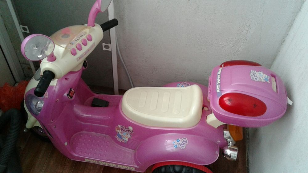 Электромобиль