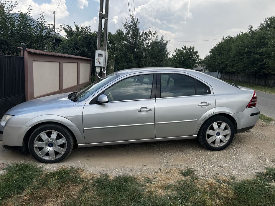 FORD Mondeo 2004 — imagine 2