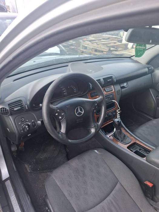 Mercedes W 203 2.2 CDI  143 к.с 6 скорости 2002 година