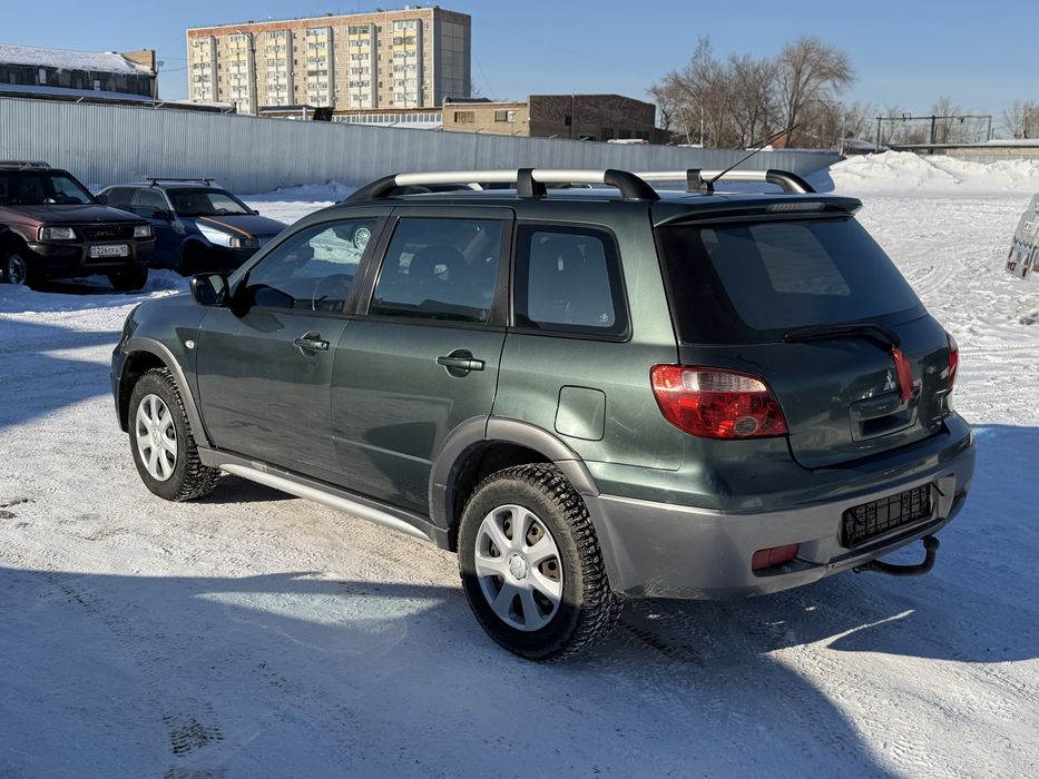 Mitsubishi Outlender 2006 год