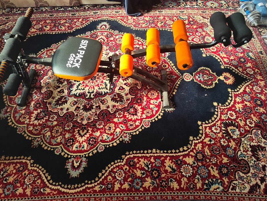 Треножор для пресса и ног